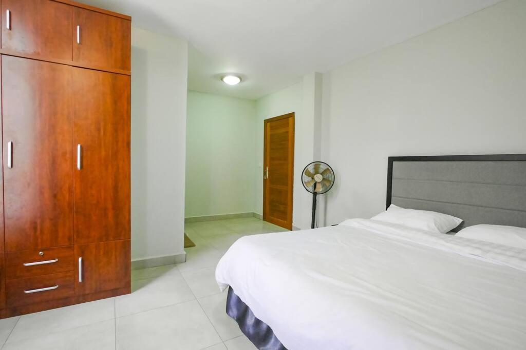 Ultra Modern Apartment In Nyarutarama Kigali Dış mekan fotoğraf